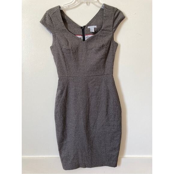 H&M Dresses & Skirts - H&M Plaid Dress Size 4